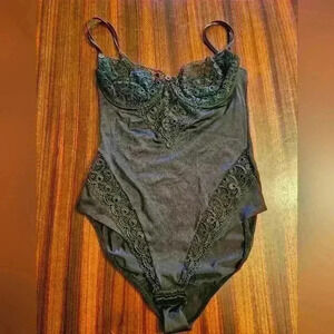 Papillon Black Lace Padded Underwire Body Size 3